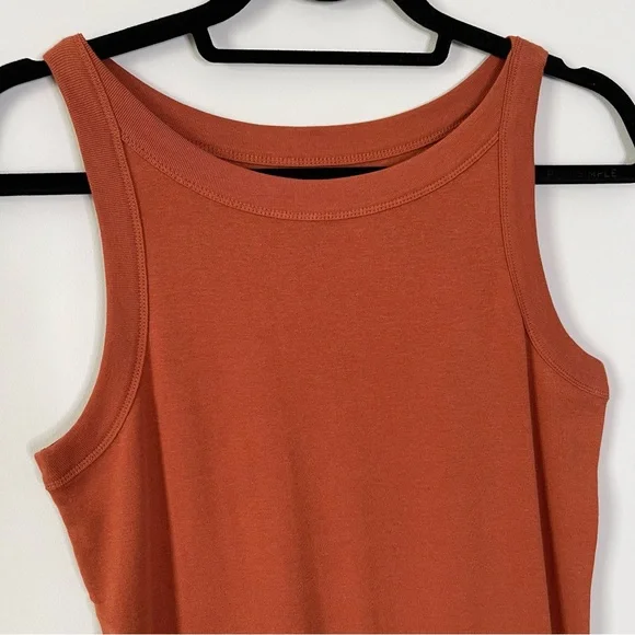 LOFT Halter Tank Size Medium - Picture 2 of 5